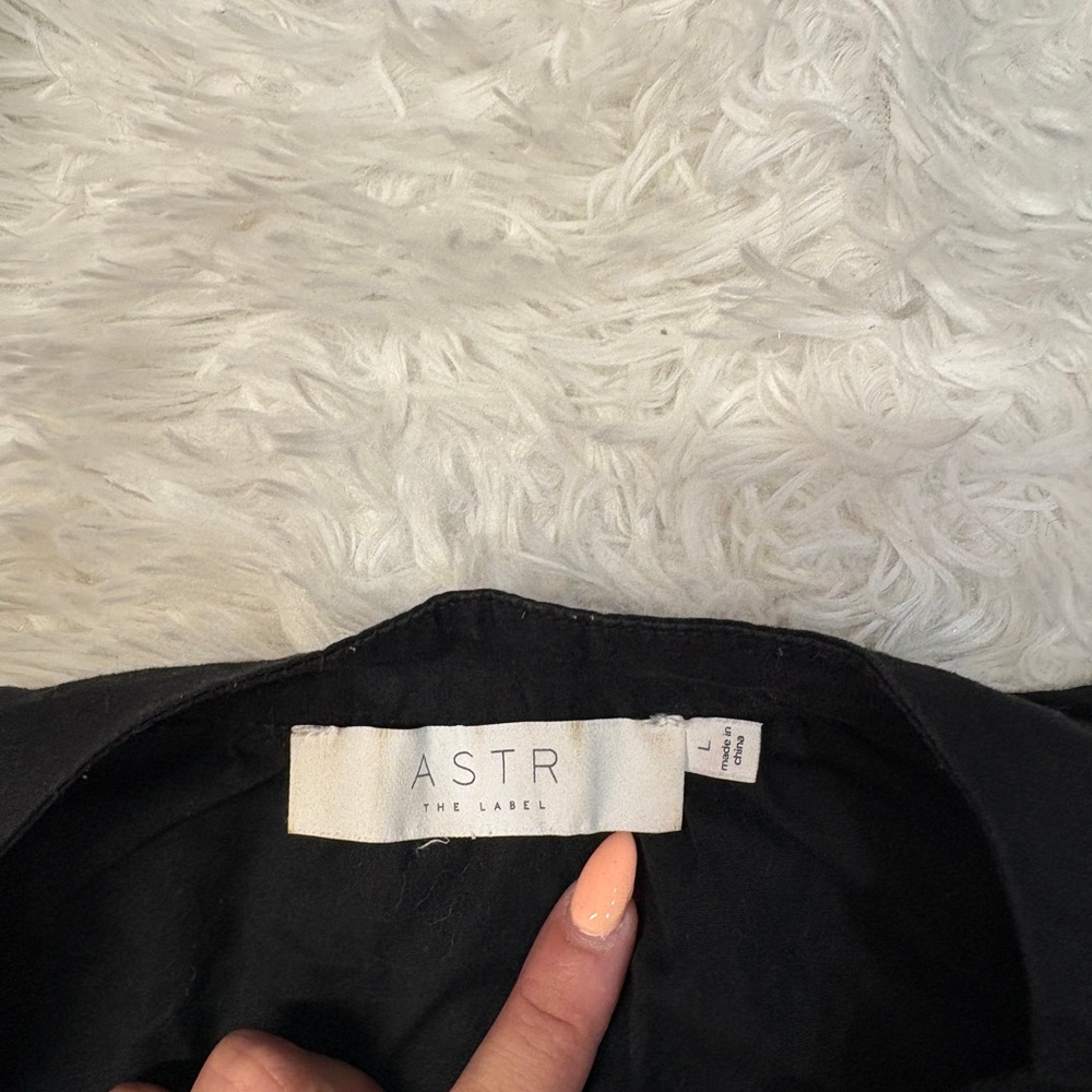 ASTR the Label Ruched Shirt Dress Cotton Button Up Mini Tie Waist Black Ruffle - Picture 3 of 5